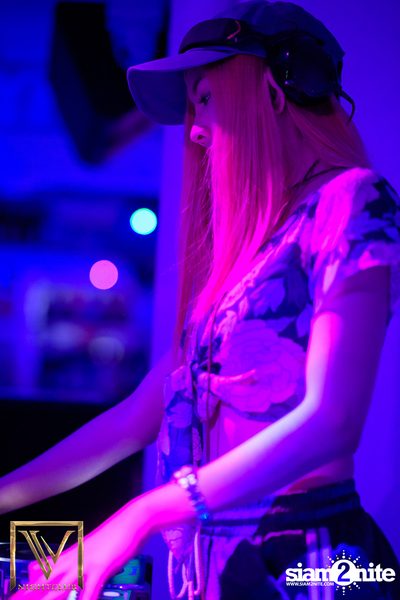 Friday Night at V Nightclub — photo 41