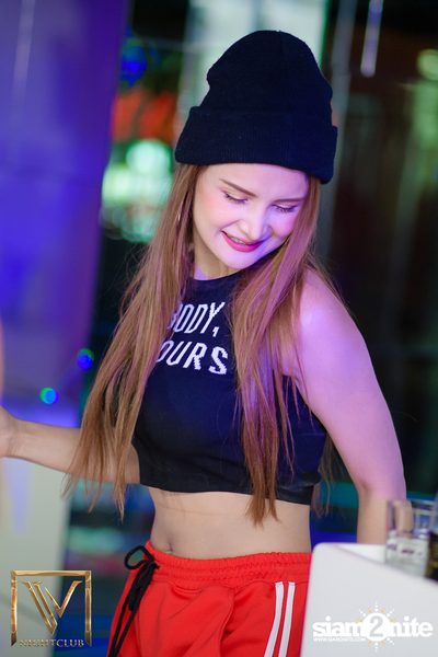 Friday Night at V Nightclub — photo 45