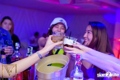 Friday Night at V Nightclub — photo 68