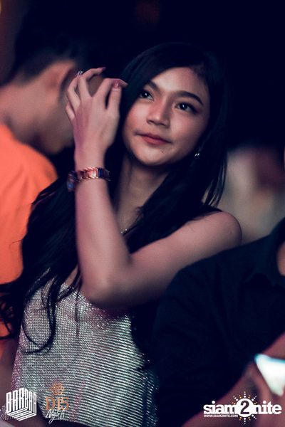 Friday Night at BARBARBAR — photo 10