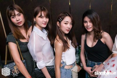 Friday Night at BARBARBAR — photo 34