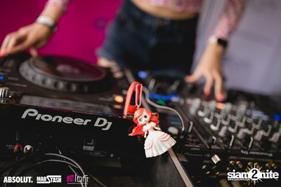 Splash Pool Party at SPLASH at Aloft — photo 2