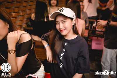 Klear ที่ บีกิน บาร์ — photo 31