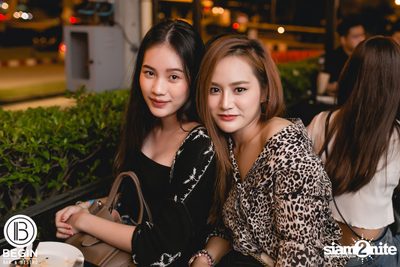 Klear ที่ บีกิน บาร์ — photo 38