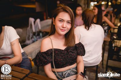 Klear ที่ บีกิน บาร์ — photo 50
