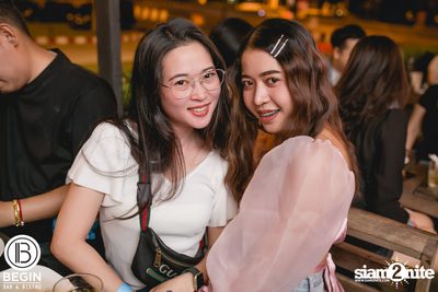 Klear ที่ บีกิน บาร์ — photo 70
