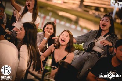 Klear ที่ บีกิน บาร์ — photo 124