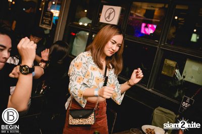 Klear ที่ บีกิน บาร์ — photo 175