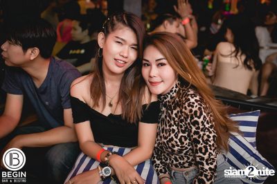 Klear ที่ บีกิน บาร์ — photo 182