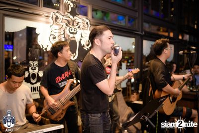 คืนวันศุกร์ ที่ ไอนุ บาร์ — photo 6