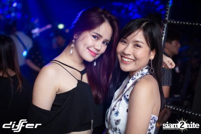 Urboy TJ x Oat Pramote ที่ ดิฟเฟอร์ ผับ พัทยา — photo 12