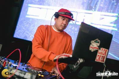 Saturdays with the BKK Invaders ที่ เดอะคลับคอย — photo 1