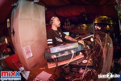 Sugar n Cream at MIXX Bangkok — photo 17