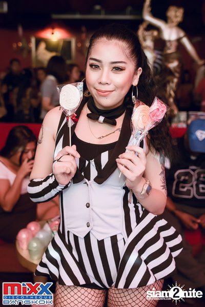 Sugar n Cream at MIXX Bangkok — photo 40