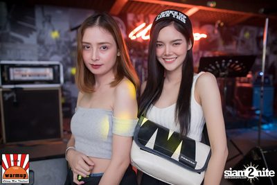 Meyou ที่ วอร์ม อัพ คาเฟ่ เชียงใหม่ — photo 20