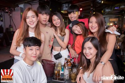 Meyou ที่ วอร์ม อัพ คาเฟ่ เชียงใหม่ — photo 24