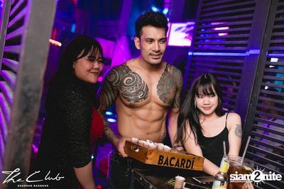 It's Lady Night at The Club Khaosan — photo 17