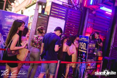 It's Lady Night at The Club Khaosan — photo 22