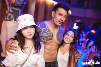 It's Lady Night at The Club Khaosan — photo 43