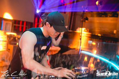 It's Lady Night at The Club Khaosan — photo 66