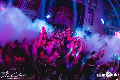 It's Lady Night at The Club Khaosan — photo 89