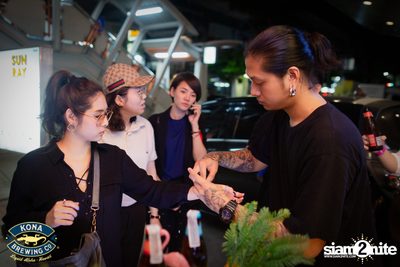 Playground ที่ บ็อทเทิลร็อคเก็ต คราฟท์เบียร์บาร์ — photo 28