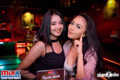 Neon BeatZ Party at MIXX Bangkok — photo 9
