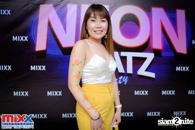 Neon BeatZ Party at MIXX Bangkok — photo 29