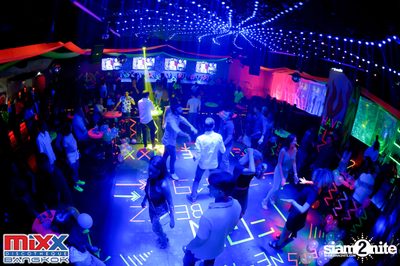 Neon BeatZ Party at MIXX Bangkok — photo 48