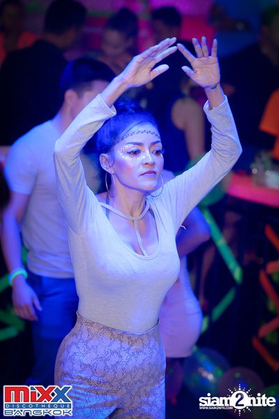 Neon BeatZ Party at MIXX Bangkok — photo 57