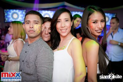 Neon BeatZ Party at MIXX Bangkok — photo 60