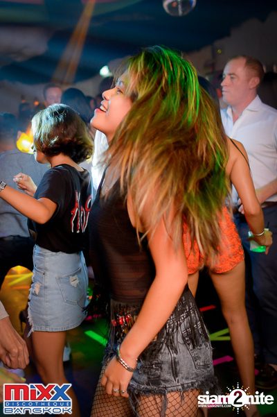 Neon BeatZ Party at MIXX Bangkok — photo 65