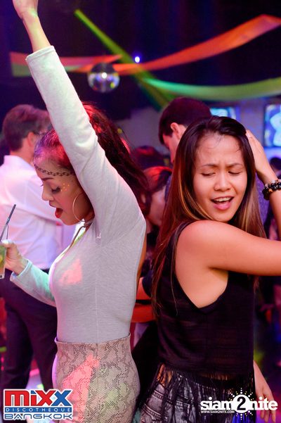 Neon BeatZ Party at MIXX Bangkok — photo 66
