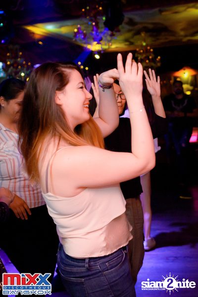 Neon BeatZ Party at MIXX Bangkok — photo 73