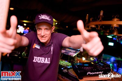 Neon BeatZ Party at MIXX Bangkok — photo 79