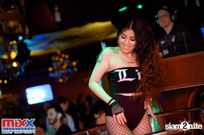 Neon BeatZ Party at MIXX Bangkok — photo 90