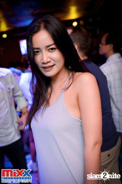 Neon BeatZ Party at MIXX Bangkok — photo 96