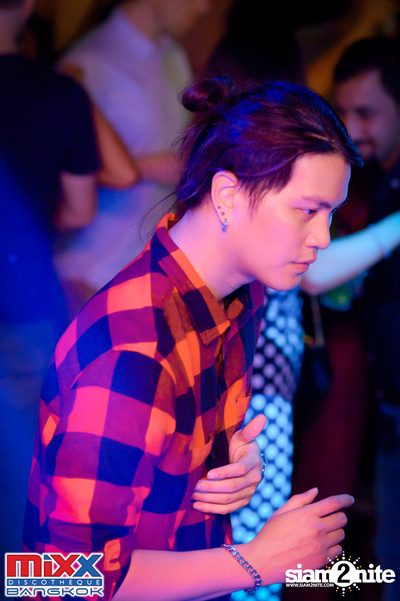 Neon BeatZ Party at MIXX Bangkok — photo 104