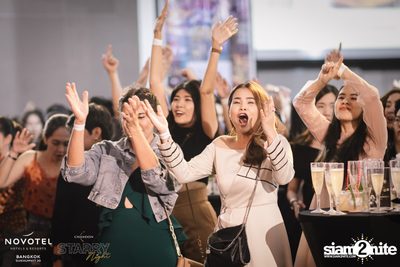 อ๊อฟ ปองศักดิ์ Live ที่ โนโวเทล กรุงเทพ สุขุมวิท 20 — photo 92