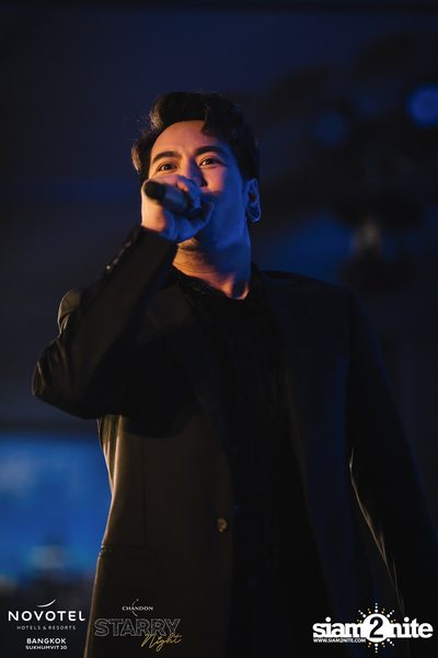 อ๊อฟ ปองศักดิ์ Live ที่ โนโวเทล กรุงเทพ สุขุมวิท 20 — photo 117