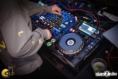 DJ AIK กับ  Bangkok Invaders ที่ เดอะคลับคอย — photo 85