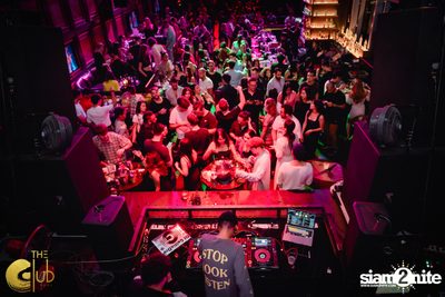 DJ AIK กับ  Bangkok Invaders ที่ เดอะคลับคอย — photo 91