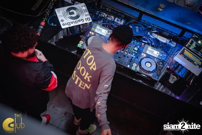 DJ AIK กับ  Bangkok Invaders ที่ เดอะคลับคอย — photo 92