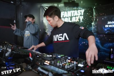 Fantasy Galaxy at Step Up Beer & Pub — photo 10