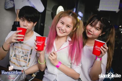OVERSEOUL × Hoegaarden Rosée pres. Neon-Nee Night — photo 38
