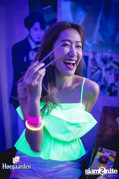 OVERSEOUL × Hoegaarden Rosée pres. Neon-Nee Night — photo 50