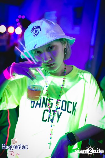 OVERSEOUL × Hoegaarden Rosée pres. Neon-Nee Night — photo 55