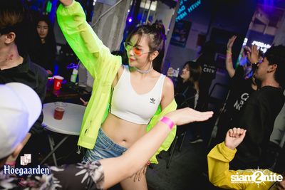 OVERSEOUL × Hoegaarden Rosée pres. Neon-Nee Night — photo 90