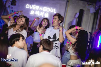 OVERSEOUL × Hoegaarden Rosée pres. Neon-Nee Night — photo 120