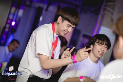 OVERSEOUL × Hoegaarden Rosée pres. Neon-Nee Night — photo 123